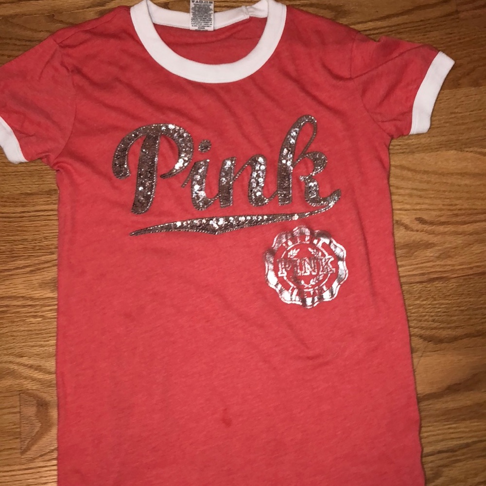 A beautiful Coral shirt ITS only been worn 1 time